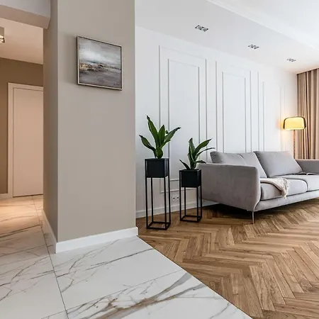 Luksus W Centrum Nad Odra Vratislav