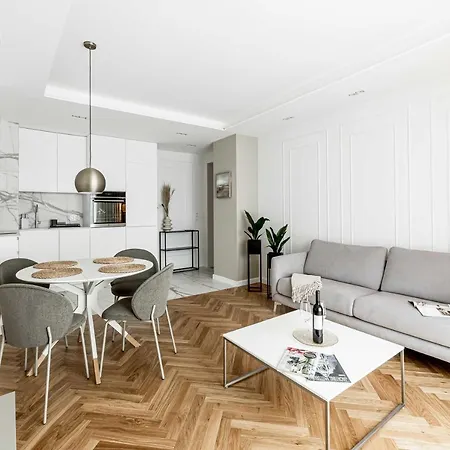 Luksus W Centrum Nad Odra Апартаменты Вроцлав