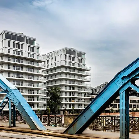 Luksus W Centrum Nad Odra Апартаменты *