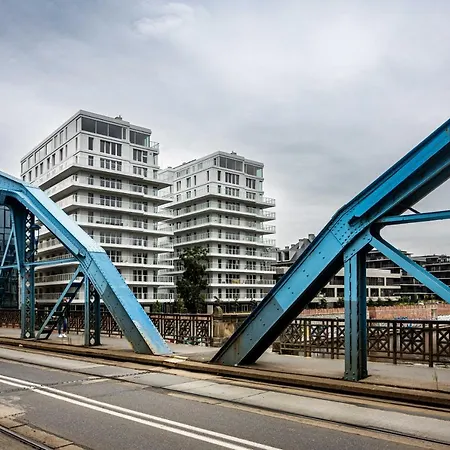 Luksus W Centrum Nad Odra Апартаменты